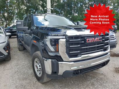 Used 2025 GMC Sierra 2500 Pro w/ Convenience Package