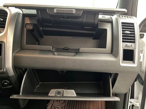 Used 2024 RAM 1500 Classic Warlock AWD/4WD image 25