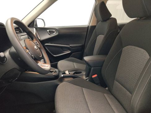 Used 2021 Kia Soul S image 17