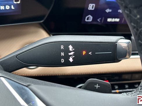 Used 2025 Chevrolet Equinox ACTIV w/ Convenience Package III image 25