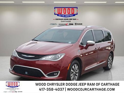 Used 2020 Chrysler Pacifica Limited w/ Advanced Safetytec Group FWD image 7