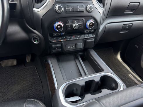Used 2021 GMC Sierra 1500 Denali w/ Denali Ultimate Package image 15