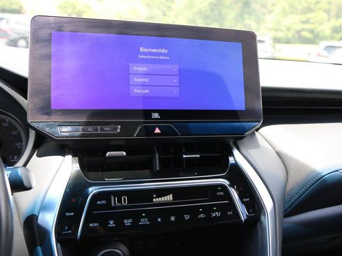 Used 2023 Toyota Venza XLE AWD/4WD image 22