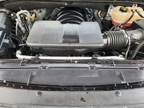 Used 2023 GMC Yukon Denali w/ LPO, Floor Liner Package AWD/4WD image 32