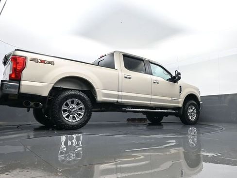 Used 2018 Ford F250 Lariat w/ Lariat Ultimate Package AWD/4WD image 25