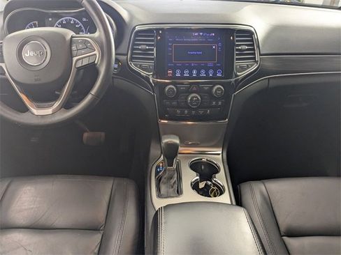 Used 2019 Jeep Grand Cherokee Limited image 25
