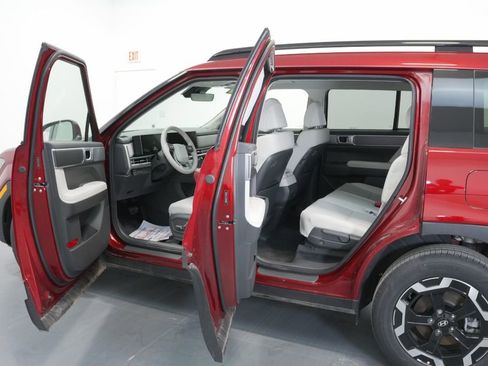 Used 2025 Hyundai Santa Fe SEL image 31