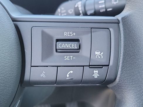 New 2026 Nissan Kicks SV w/ SV Premium Package FWD image 6