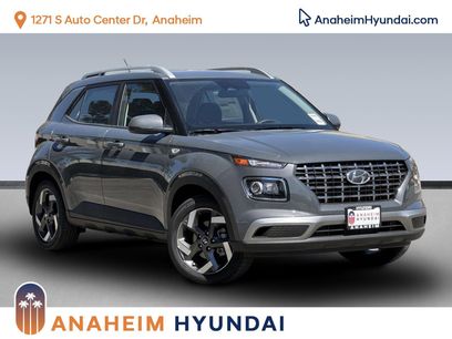 New 2025 Hyundai Venue SEL