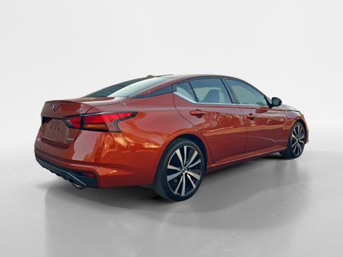 Used 2021 Nissan Altima 2.0 SR image 5