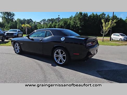 Used 2022 Dodge Challenger R/T image 24