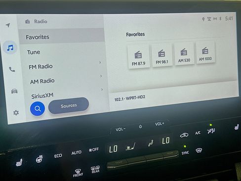 Used 2023 Toyota bZ4X XLE w/ Weather Package FWD image 21