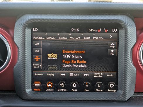 Used 2023 Jeep Gladiator Rubicon w/ LED Lighting Group AWD/4WD image 20