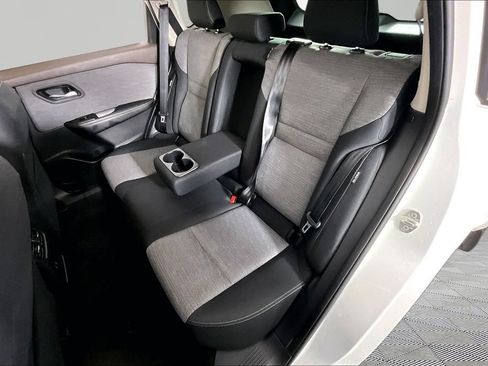 Used 2021 Nissan Rogue SV FWD image 20