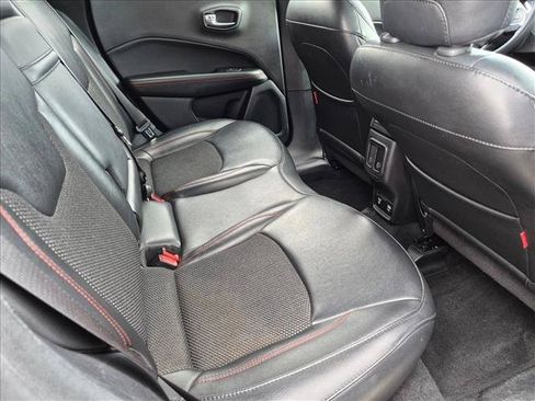 Used 2019 Jeep Compass Trailhawk AWD/4WD image 19