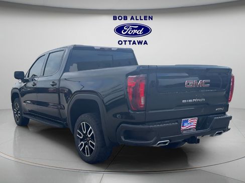 Used 2024 GMC Sierra 1500 AT4 w/ Technology Package image 2