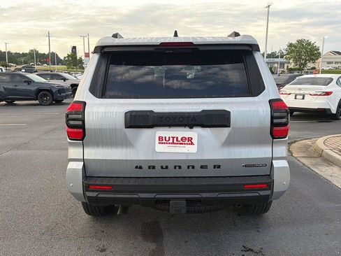 New 2026 Toyota 4Runner TRD Off-Road Premium AWD/4WD image 5