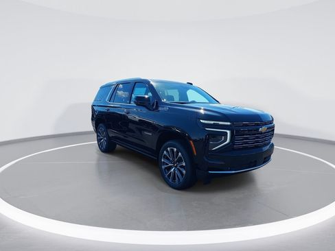 New 2026 Chevrolet Tahoe High Country AWD/4WD image 2