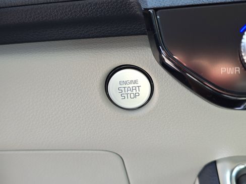 New 2026 Kia Carnival EX FWD image 29