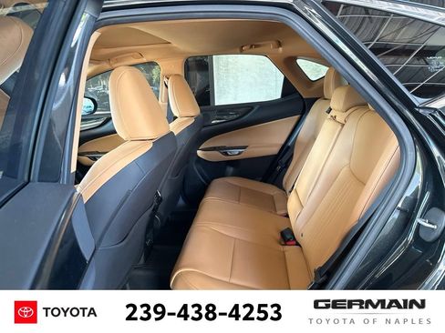Used 2024 Lexus NX 350h AWD image 13
