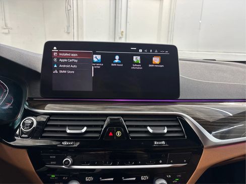 Used 2021 BMW 530i xDrive w/ Premium Package AWD/4WD image 16