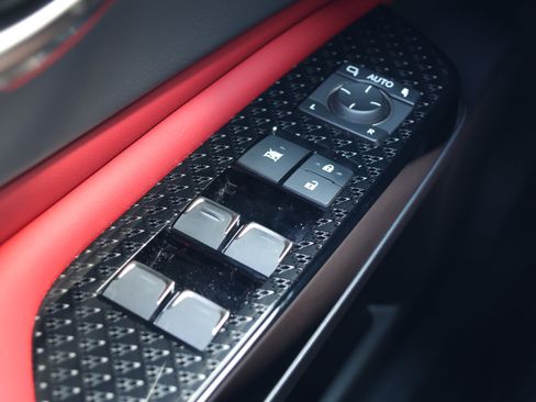 Used 2025 Lexus ES 350 F Sport FWD image 14