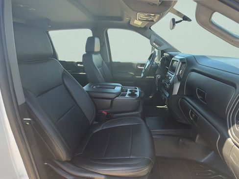 Used 2021 Chevrolet Silverado 2500 W/T w/ WT Fleet Convenience Package image 11