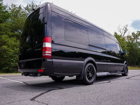 Used 2016 Mercedes-Benz Sprinter 2500 image 36