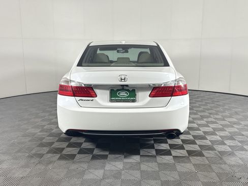 Used 2015 Honda Accord EX-L image 11