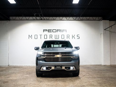 Used 2021 Chevrolet Silverado 1500 High Country image 3
