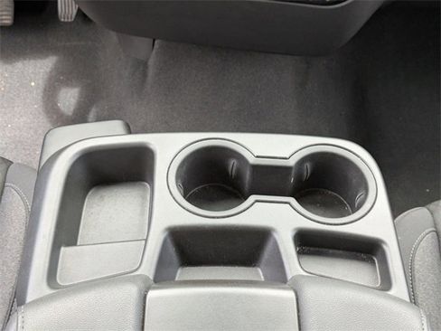 Used 2024 GMC Sierra 1500 Elevation image 17