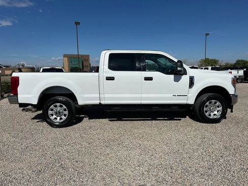 Used 2022 Ford F250 XLT w/ FX4 Off-Road Package image 12