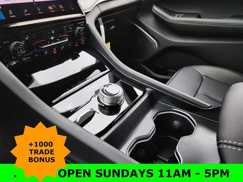 New 2025 Jeep Grand Cherokee Limited w/ Black Appearance Package image 26