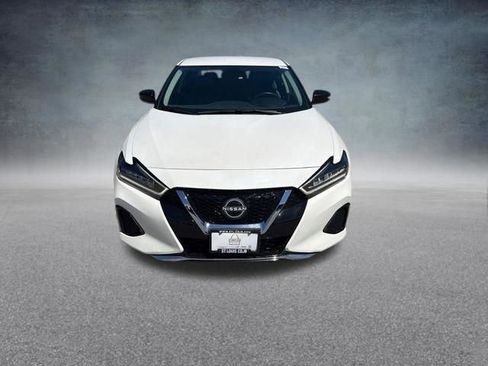 Used 2023 Nissan Maxima SV w/ Floor Mat Group FWD image 16