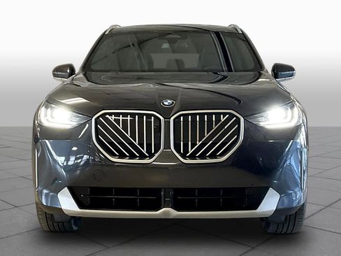 Used 2025 BMW X3 xDrive30i AWD/4WD image 3