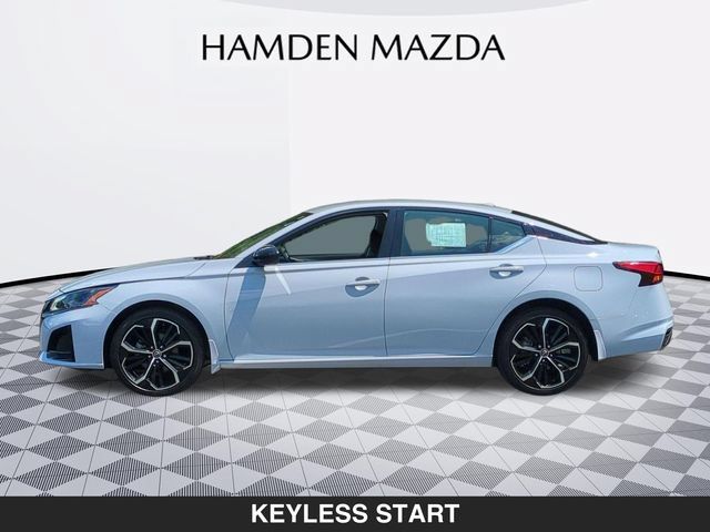 Used 2024 Nissan Altima 2.5 SR AWD/4WD image 6