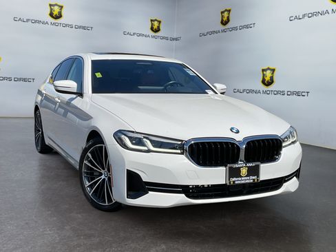 Used 2023 BMW 530i w/ Premium Package RWD image 3