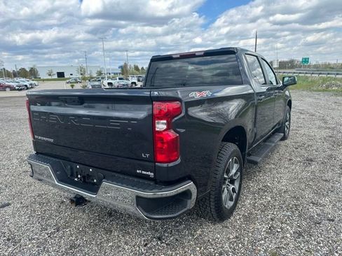 Used 2024 Chevrolet Silverado 1500 LT AWD/4WD image 6
