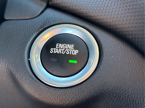 Certified 2023 Chevrolet Equinox RS image 24