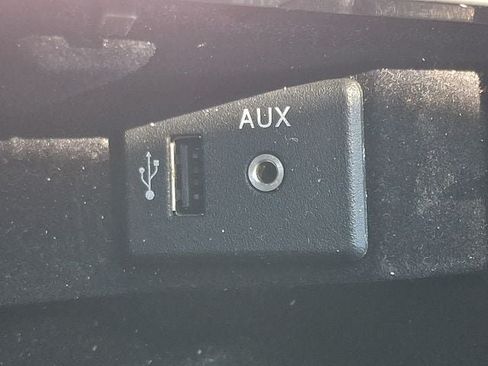 Used 2017 Nissan Murano SV AWD/4WD image 24