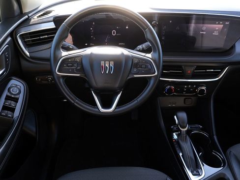 Used 2025 Buick Encore GX Preferred FWD image 13