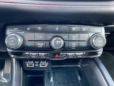 Used 2026 Dodge Durango GT image 32