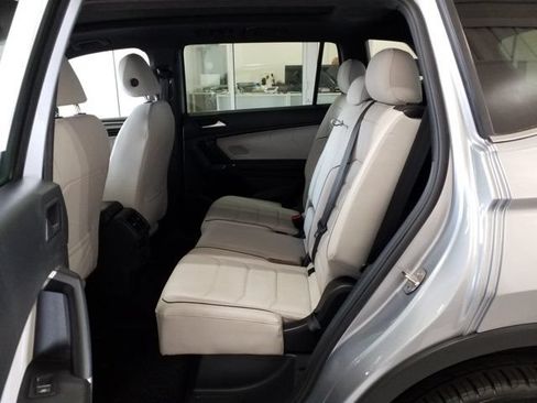 Used 2020 Volkswagen Tiguan SEL Premium R-Line w/ 3rd Row Seat Package AWD/4WD image 14