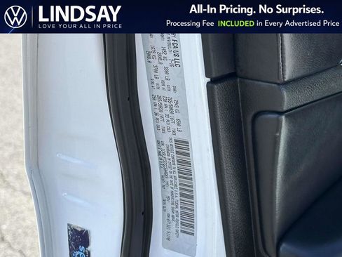 Used 2016 Jeep Grand Cherokee Overland w/ Advanced Technology Group AWD/4WD image 26