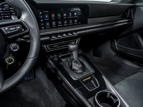 Used 2025 Porsche 911 GT3 RS RWD image 24