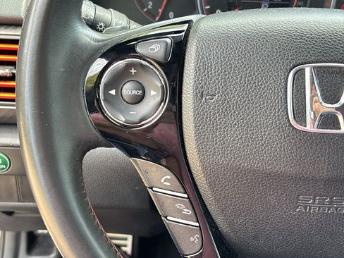 Used 2017 Honda Accord Sport Special Edition image 17