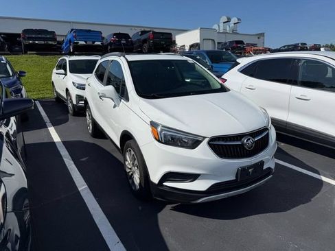 Used 2019 Buick Encore Preferred FWD image 3