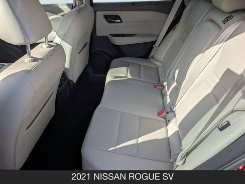 Used 2021 Nissan Rogue SV w/ Premium Package FWD image 15