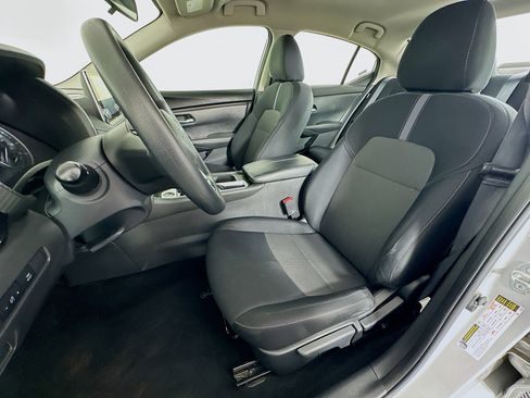 Used 2023 Nissan Sentra SV image 13