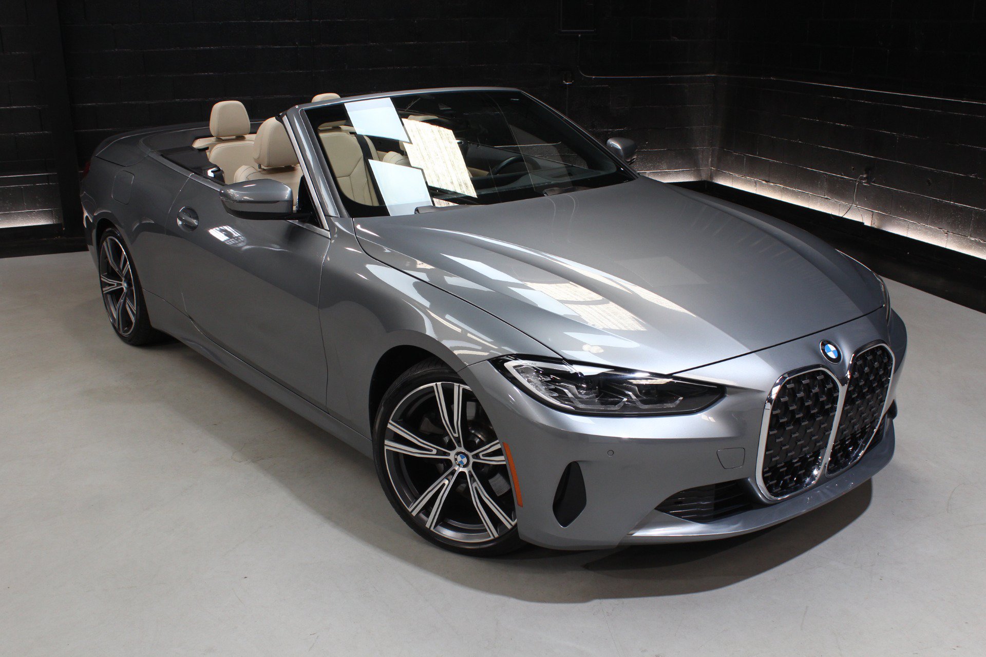 Used 2024 BMW 430i Convertible w/ Premium Package RWD image 10